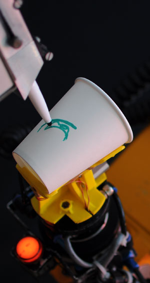 robot staubli dessinateur